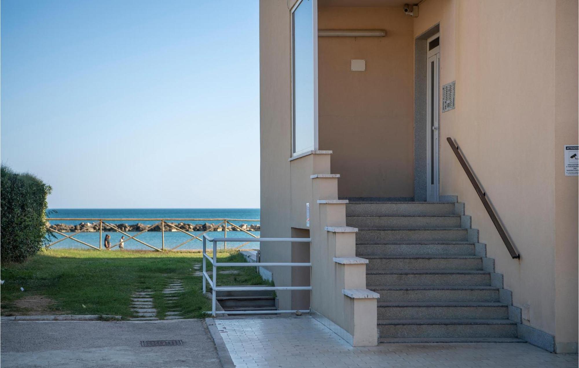 Awesome Apartment In Ortona With Wifi Dış mekan fotoğraf