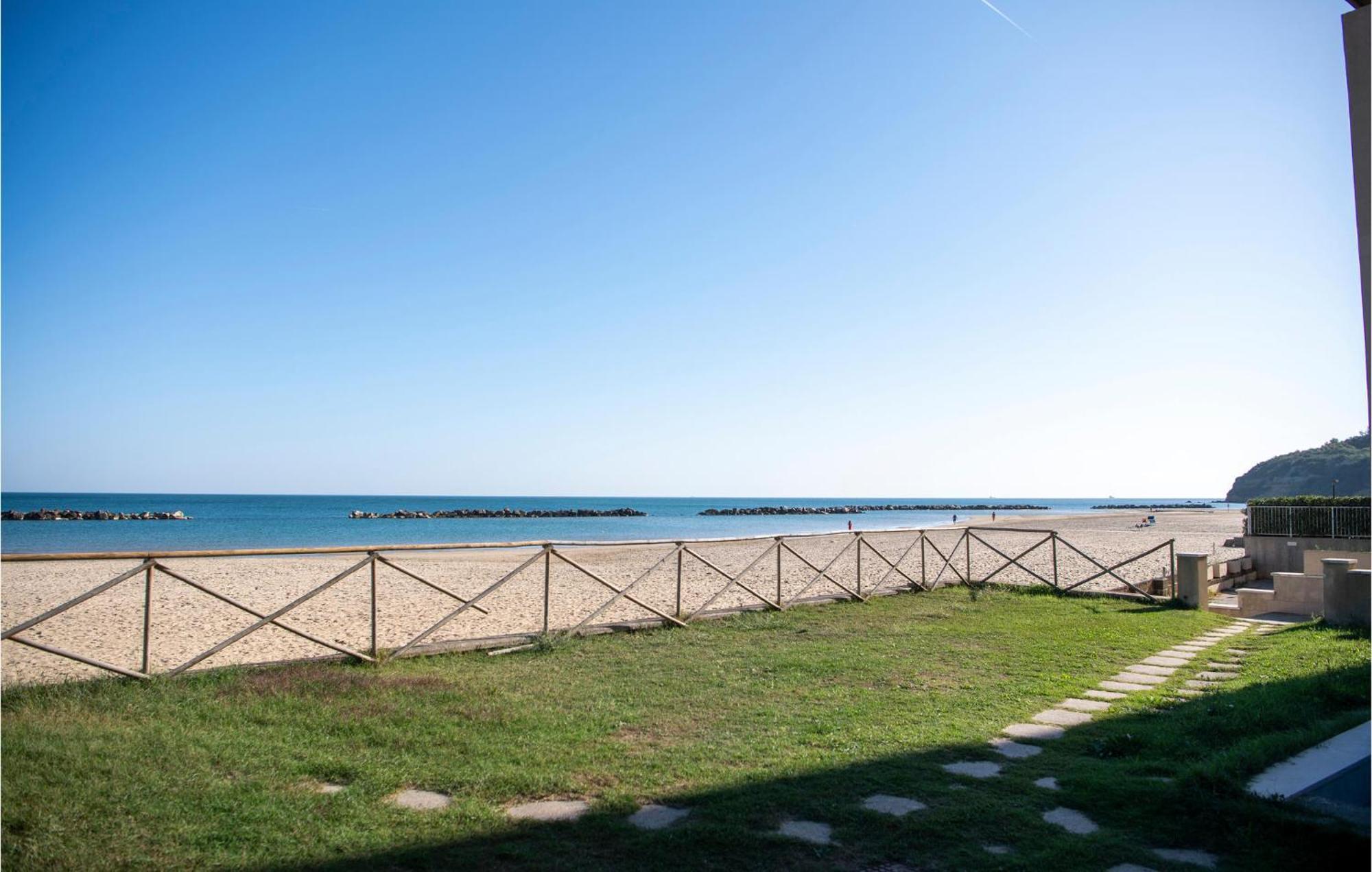 Awesome Apartment In Ortona With Wifi Dış mekan fotoğraf